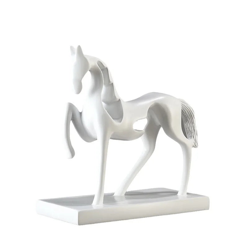 Modern Light Luxury High-End Folk Art Artistic Customized Epoxy Resin Sculpted Figurine Ornament Holiday Home Decor Business