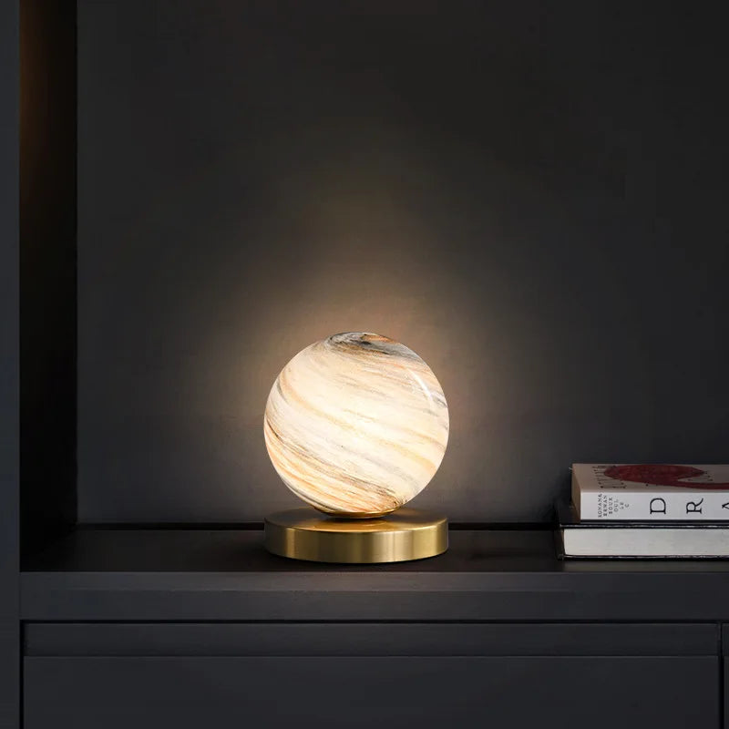 High Quality Brass Nordic Modern Creative Desk Light LED Decorative Glass Ball Table Lamp