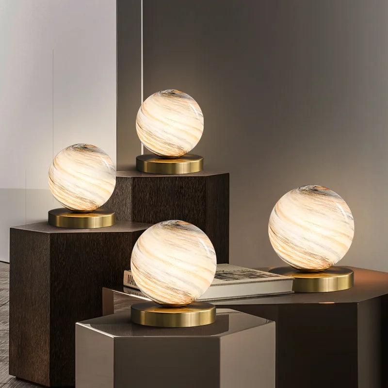 High Quality Brass Nordic Modern Creative Desk Light LED Decorative Glass Ball Table Lamp
